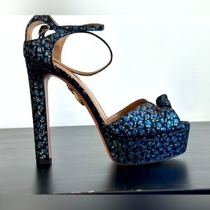 Aquazzura stunning heels. They are 7+1/2